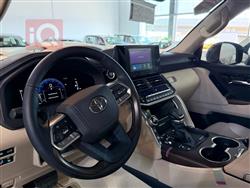 تۆیۆتا لاند کروزەر